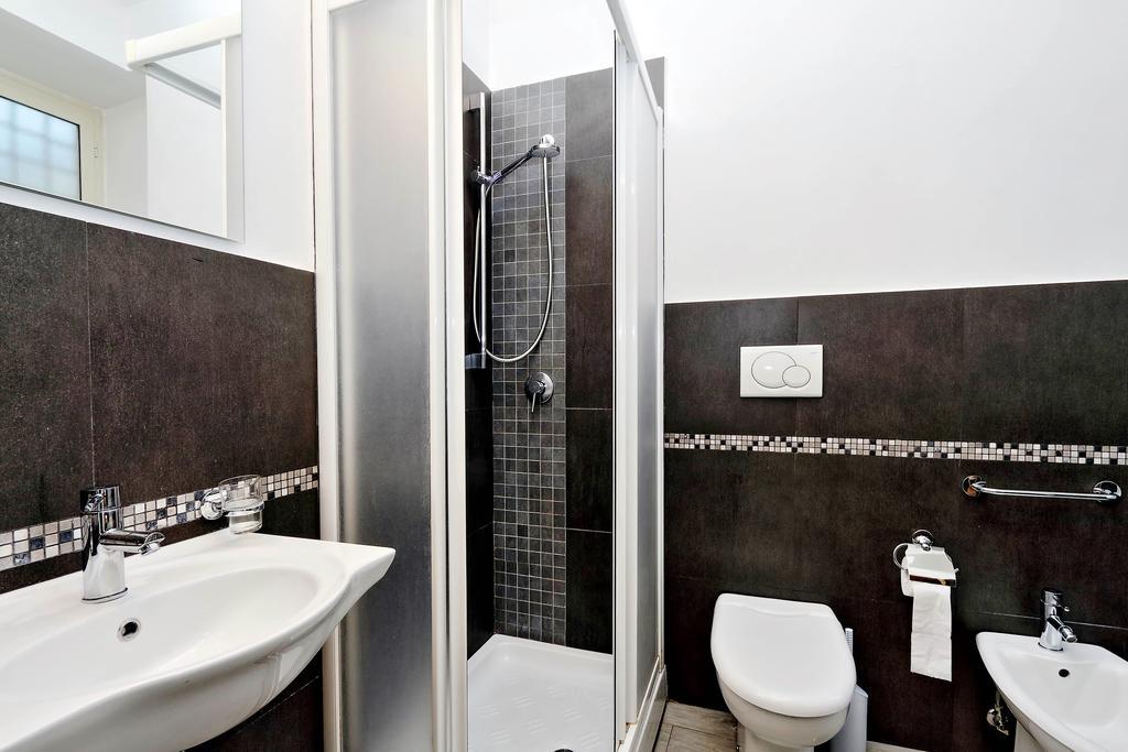 Cozy Apartment Fabia 300 Mt From Colosseum Extérieur photo